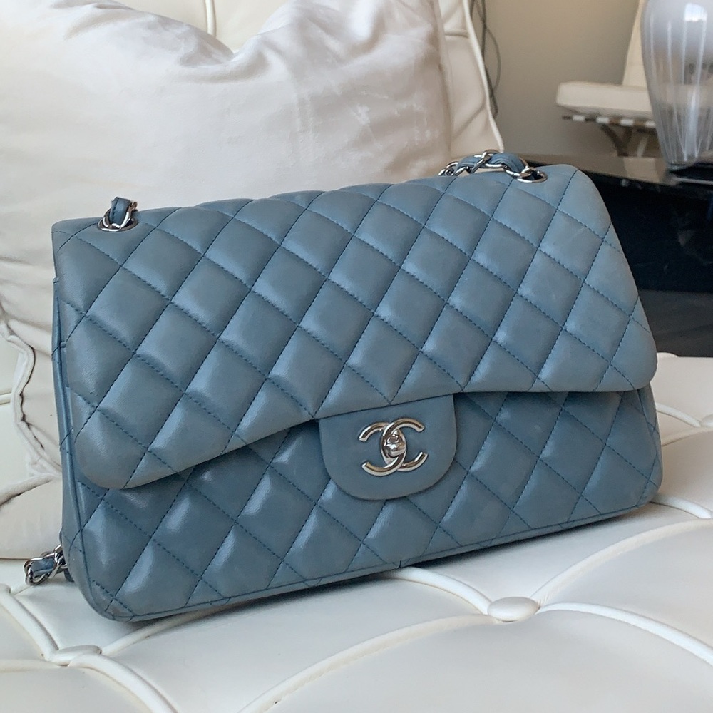 $8K CHANEL JUMBO CLASSIC - LAMBSKIN - POWDER BLUE - Picture 8 of 16